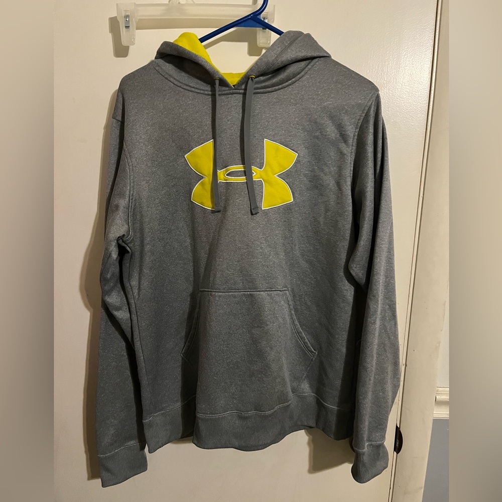Women’s UA hoodie
